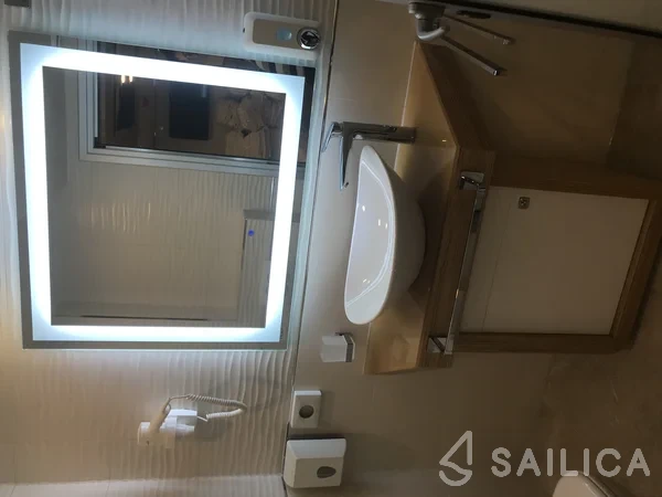 Swallow - Yacht Charter Sailica