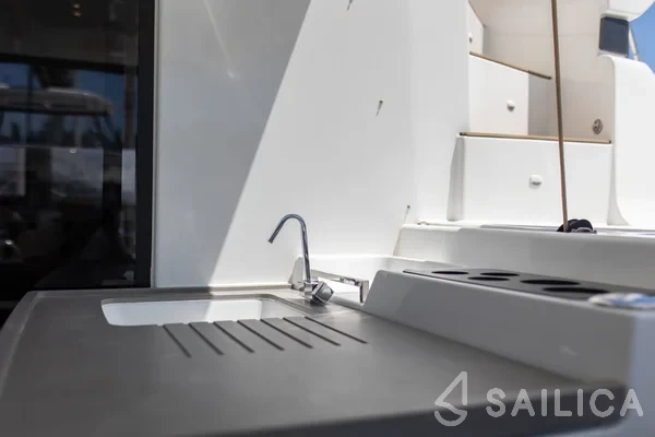 Lagoon 51 - Yacht Charter Sailica