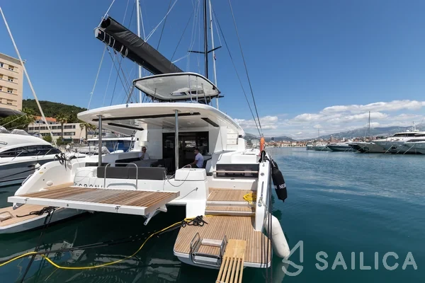 Lagoon 51 - Yacht Charter Sailica