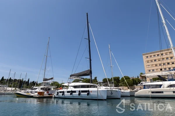 Lagoon 51 - Yacht Charter Sailica