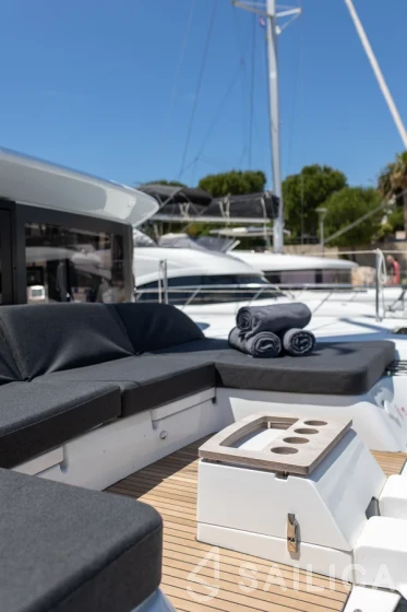 Lagoon 51 - Yacht Charter Sailica