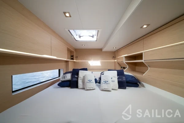 Cervetti 44 - Yacht Charter Sailica