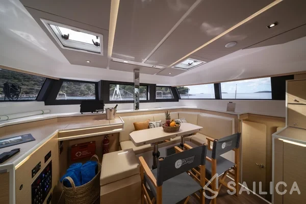 Cervetti 44 - Yacht Charter Sailica