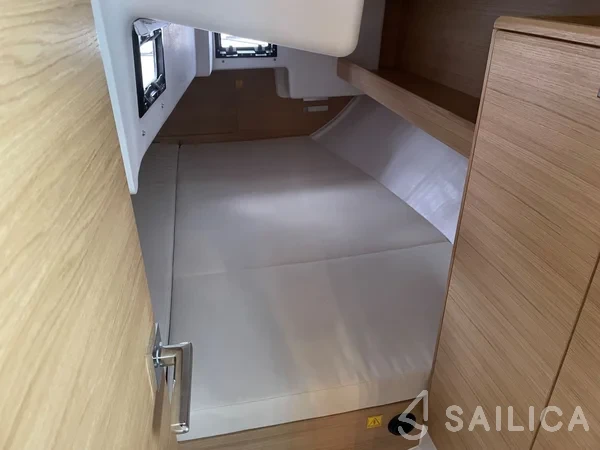 Elan E4 - Yacht Charter Sailica