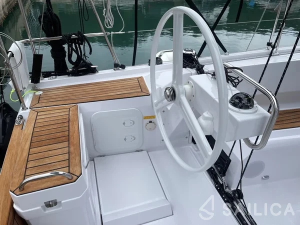 Elan E4 - Yacht Charter Sailica