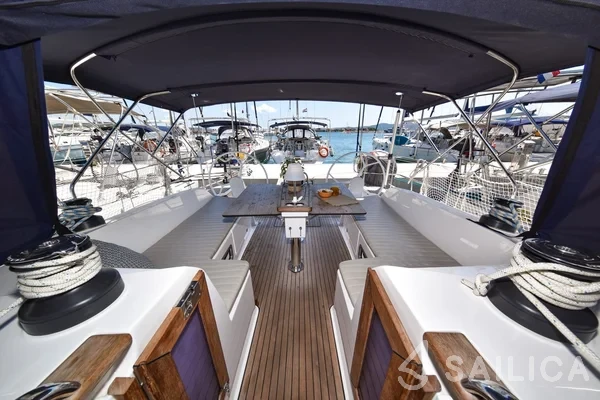 Bavaria 46 Cruiser - Yacht Charter Sailica