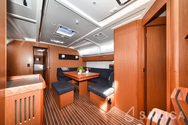 Bavaria 46 Cruiser - Yacht Charter Sailica