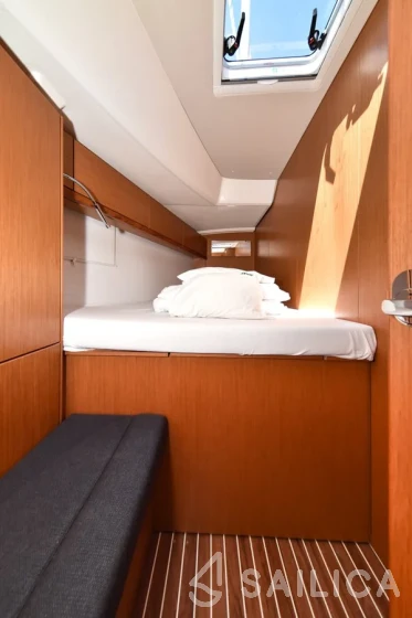 Bavaria 46 Cruiser - Photo #88 Bavaria 46 Cruiser - Yacht Charter Sailica