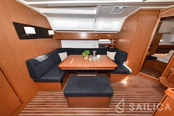 Bavaria 46 Cruiser - Photo #82 Bavaria 46 Cruiser - Yacht Charter Sailica