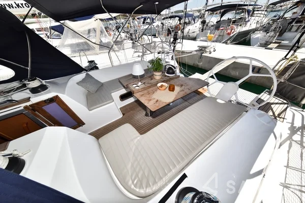 Bavaria 46 Cruiser - Yacht Charter Sailica