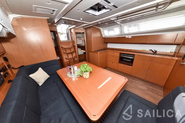 Bavaria 46 Cruiser - Yacht Charter Sailica