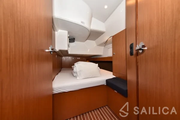 Bavaria 46 Cruiser - Photo #86 Bavaria 46 Cruiser - Yacht Charter Sailica