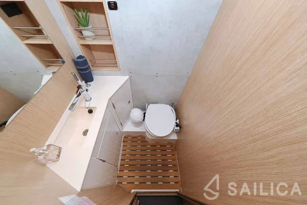 Bavaria C42 - Yacht Charter Sailica