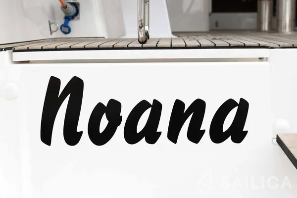 Bavaria C42 - Yacht Charter Sailica