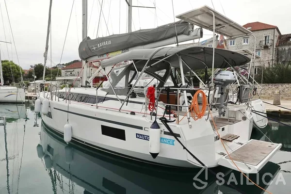 Bavaria C42 - Yacht Charter Sailica