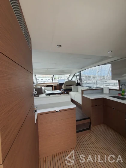 Monte Carlo 52 - Yacht Charter Sailica