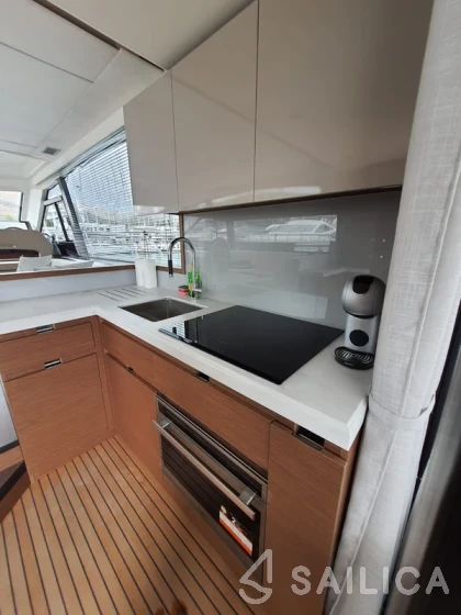 Monte Carlo 52 - Yacht Charter Sailica
