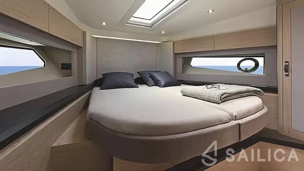 Monte Carlo 52 - Yacht Charter Sailica