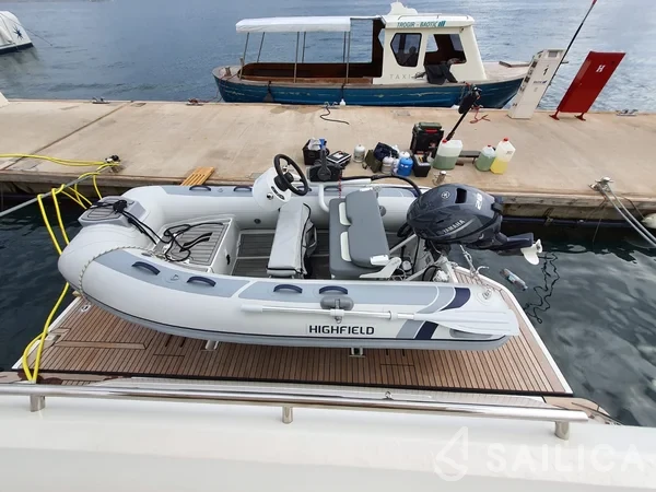 Monte Carlo 52 - Yacht Charter Sailica