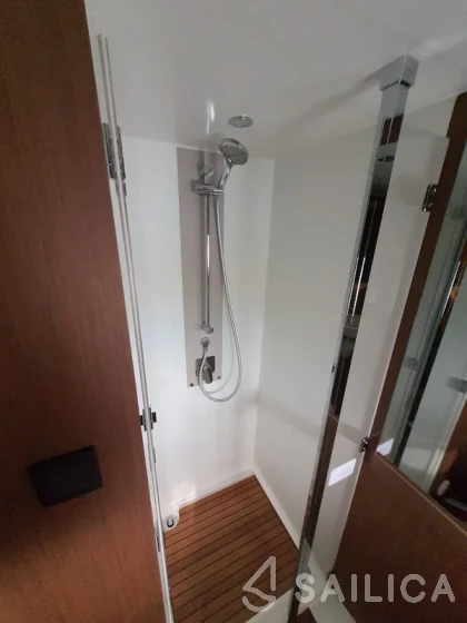 Monte Carlo 52 - Yacht Charter Sailica