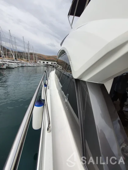 Monte Carlo 52 - Yacht Charter Sailica
