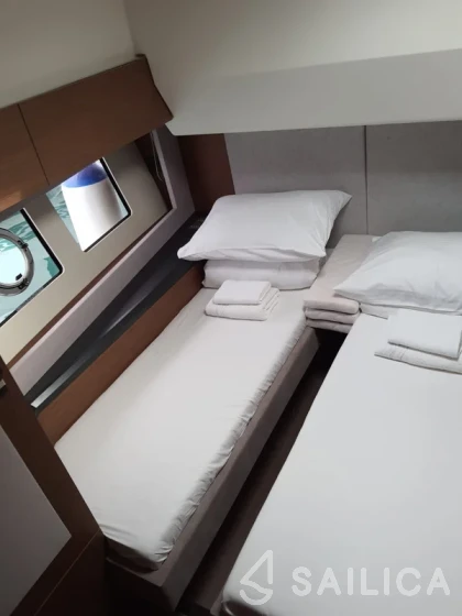 Monte Carlo 52 - Yacht Charter Sailica