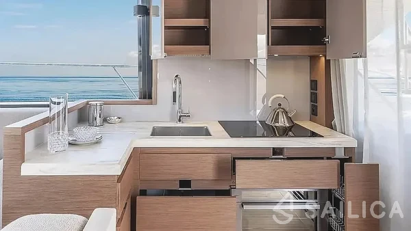 Monte Carlo 52 - Yacht Charter Sailica