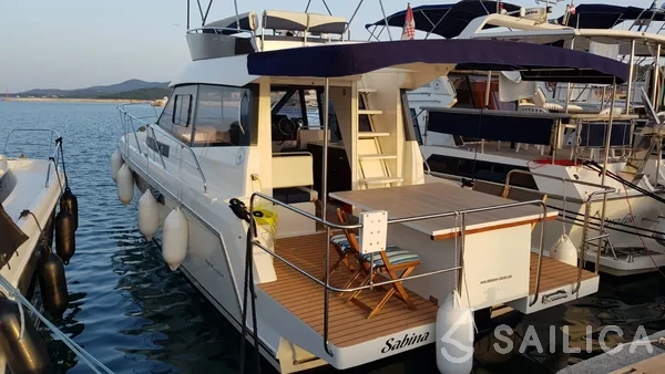 Platinum 989 Fly - Yacht Charter Sailica