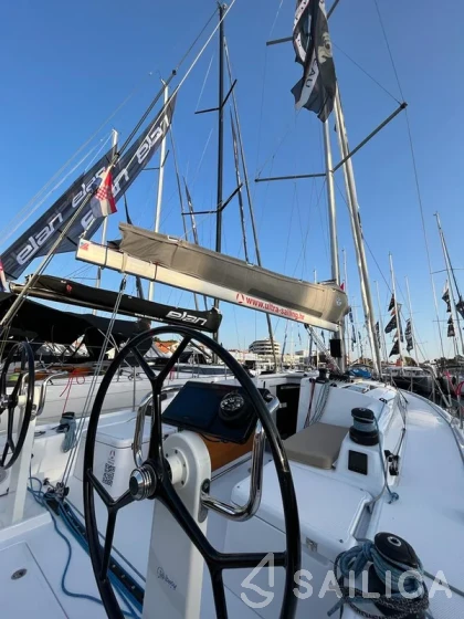 First 36 - Yacht Charter Sailica