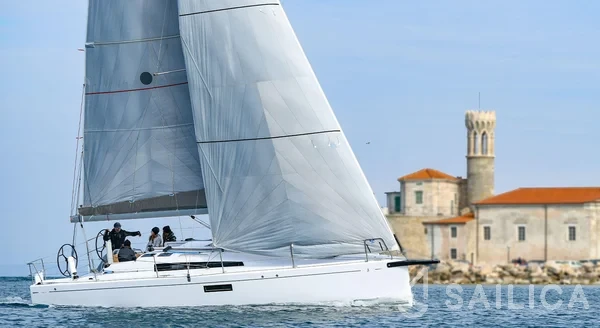 First 36 - Yacht Charter Sailica