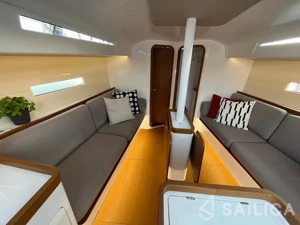 First 36 - Yacht Charter Sailica