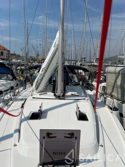 Bavaria C42 - Yacht Charter Sailica