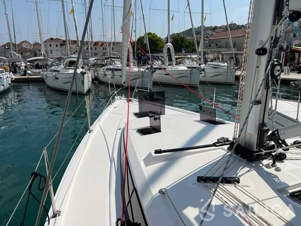 Bavaria C42 - Yacht Charter Sailica