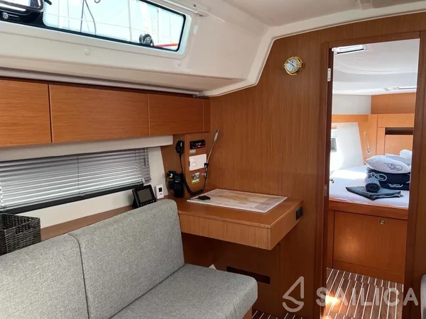 Bavaria C42 - Yacht Charter Sailica