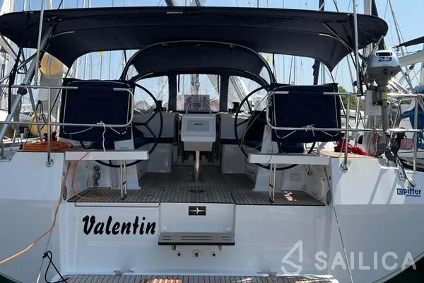 Bavaria C42 - Yacht Charter Sailica