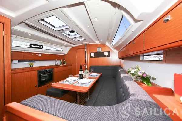 Bavaria Cruiser 41S - Yacht Charter Sailica