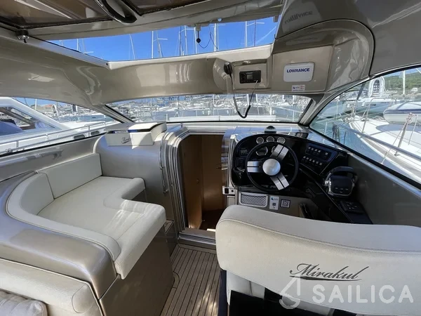Mirakul 30 - Yacht Charter Sailica