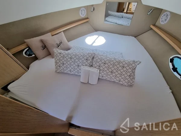 Mirakul 30 - Yacht Charter Sailica