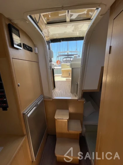 Mirakul 30 - Yacht Charter Sailica