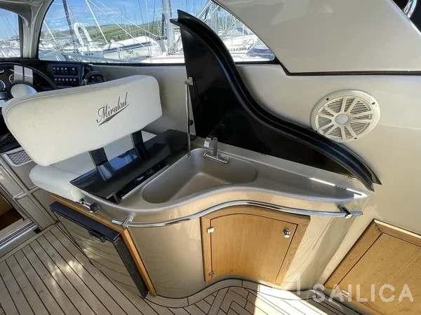 Mirakul 30 - Yacht Charter Sailica