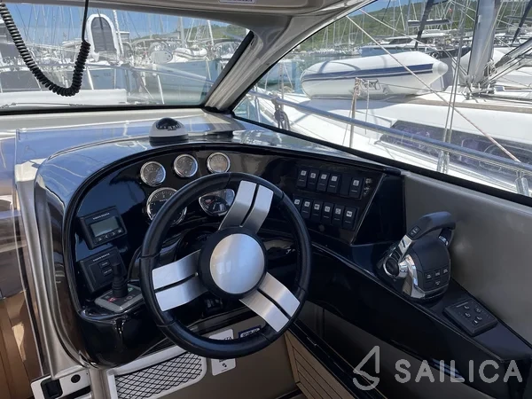 Mirakul 30 - Yacht Charter Sailica