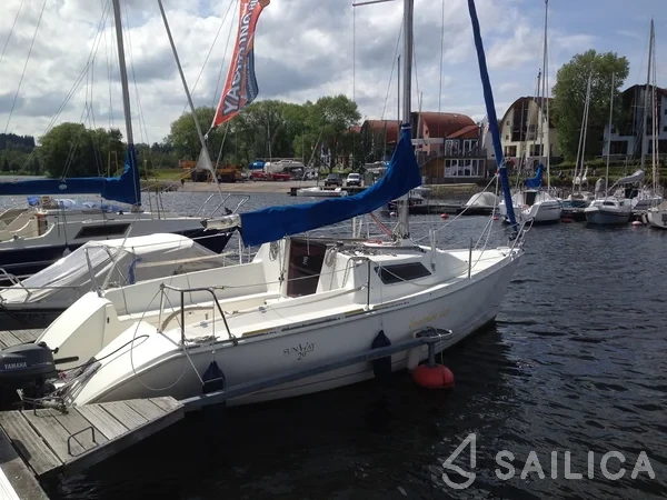 Houseboat - Yacht Charter Sailica