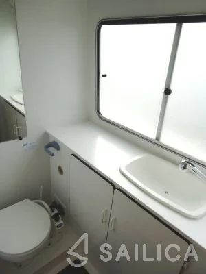 Houseboat - Yacht Charter Sailica