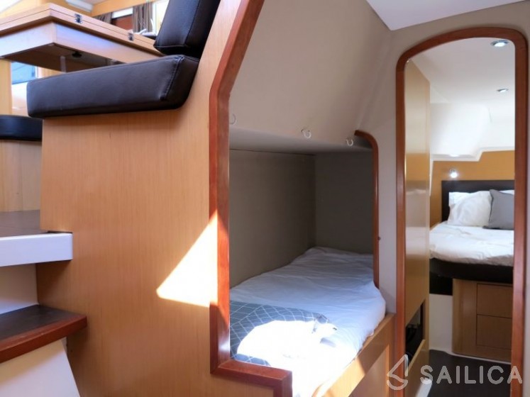Salina 48 Evolution - 3 + 1 cab. - Yacht Charter Sailica