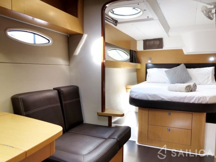 Salina 48 Evolution - 3 + 1 cab. - Yacht Charter Sailica