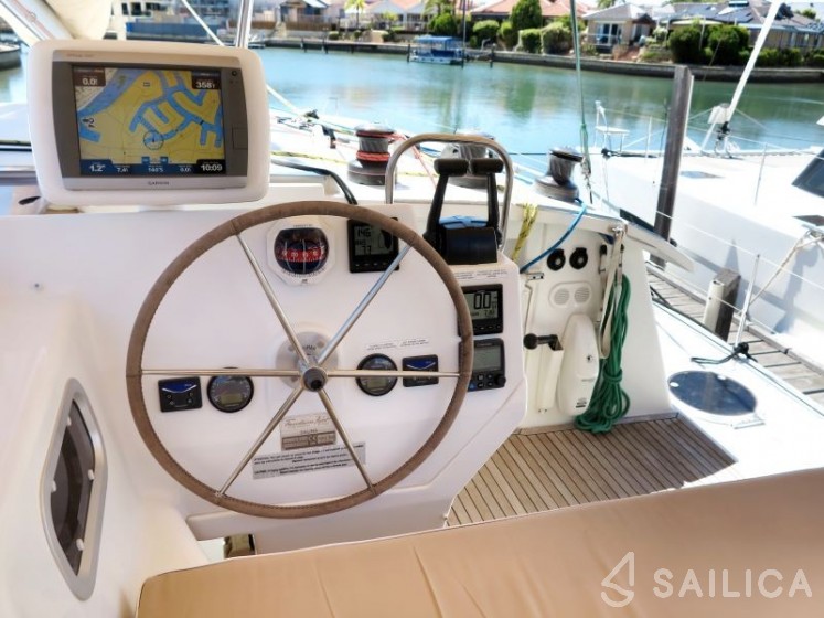Salina 48 Evolution - 3 + 1 cab. - Yacht Charter Sailica