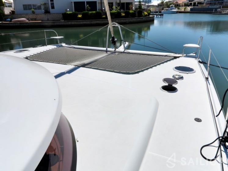 Salina 48 Evolution - 3 + 1 cab. - Yacht Charter Sailica
