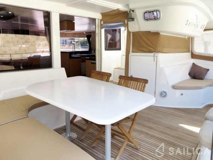 Salina 48 Evolution - 3 + 1 cab. - Yacht Charter Sailica