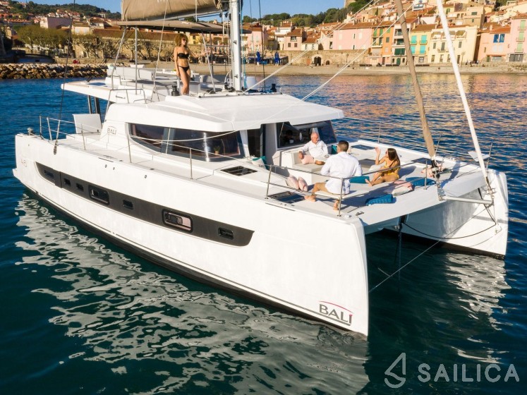 Bali 4.6 - Yacht Charter Sailica