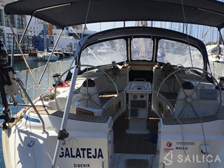 Bavaria 44 - Yacht Charter Sailica